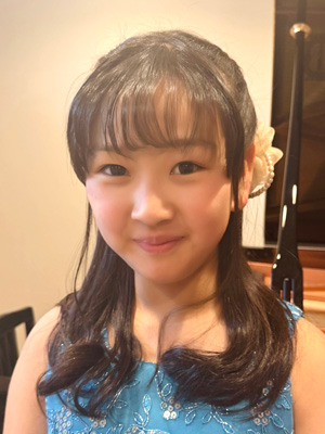 山口　実咲