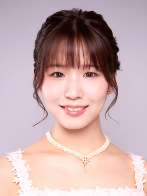 中山　歌帆子