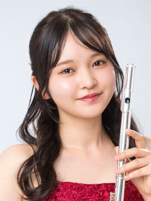 小栁津　綺彩