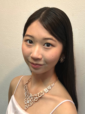 林　舞衣