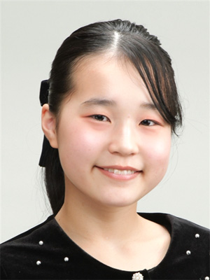 汐谷　真季