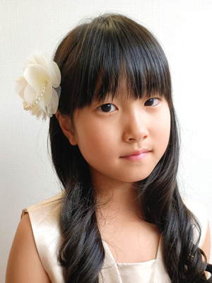 中西　彩音